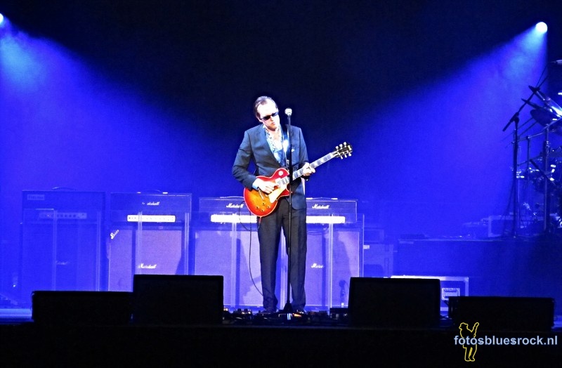  Joe Bonamassa