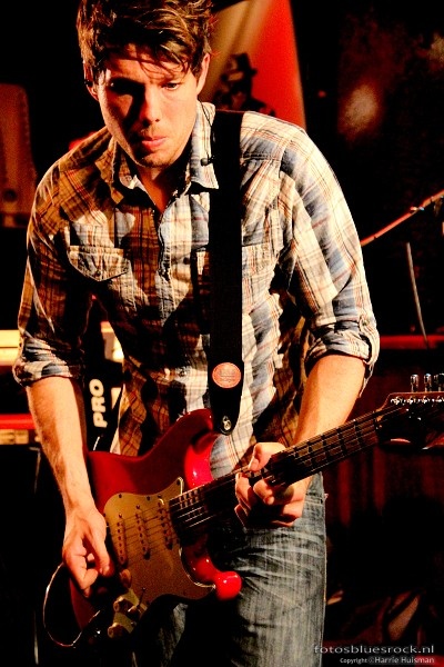  AYNSLEY LISTER