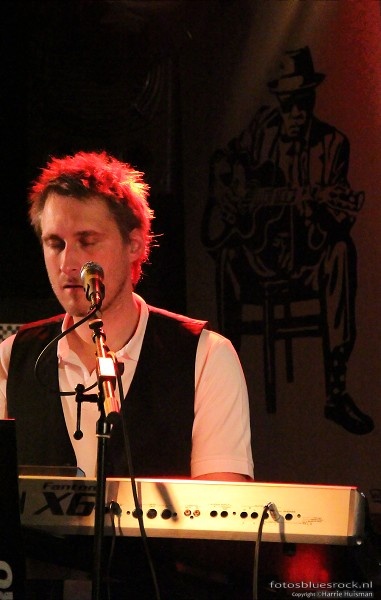  AYNSLEY LISTER